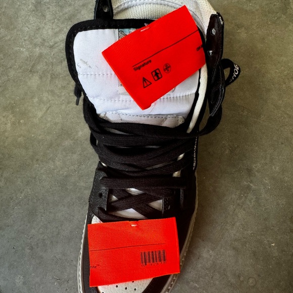 Off-White
3.0 Off Court high-top sneakers - Picture 3 of 6